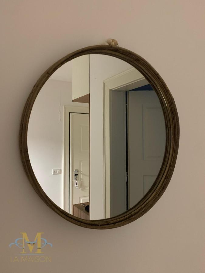 La Maison - Sea & Petit En Bois For 4 Seasons Apartment Golem (Tirana)